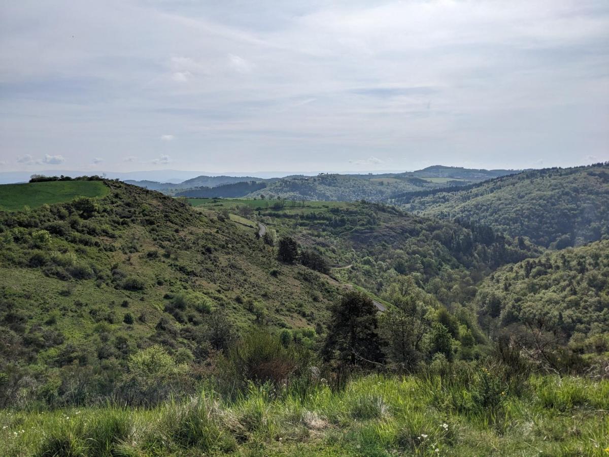 La Grange, Le Hameau Des Volcans - Deconnexion Face A La Vue Saint-Just-pres-Brioude Εξωτερικό φωτογραφία